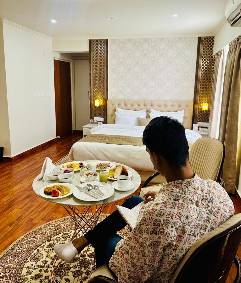 Hotel Amayra Divisione di Divisione di Jaipur Esterno foto